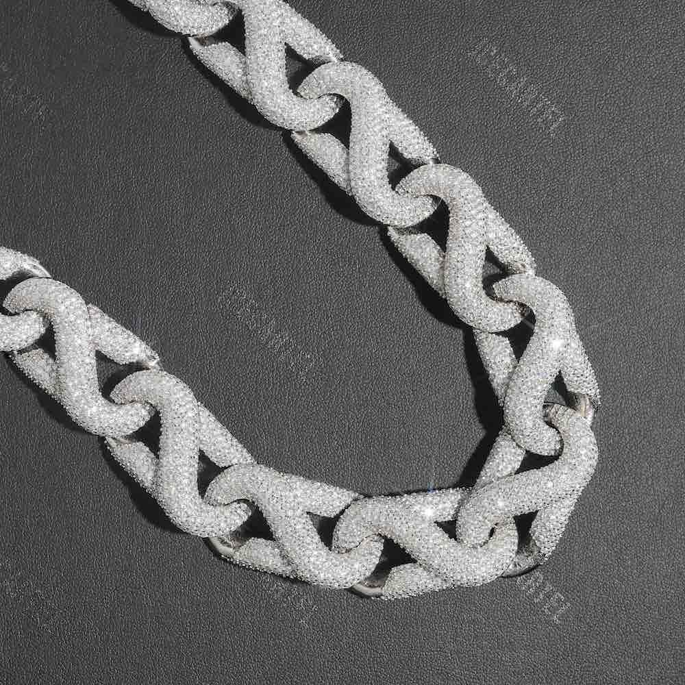 20MM Iced Out Paper Clip Infinity Chain 14K Gold