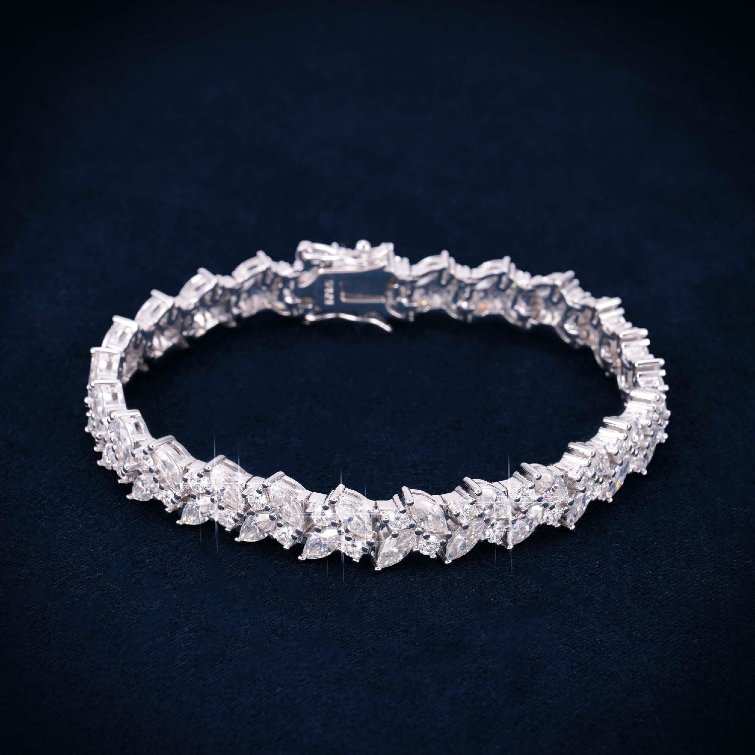 9MM Moissanite Flower Tennis Bracelet 14K Gold